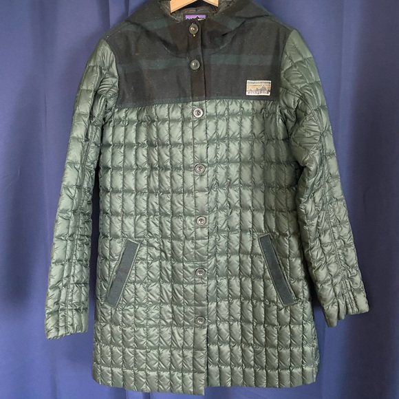 Limited edition recycled Patagonia Jacket - Picture 8 of 10